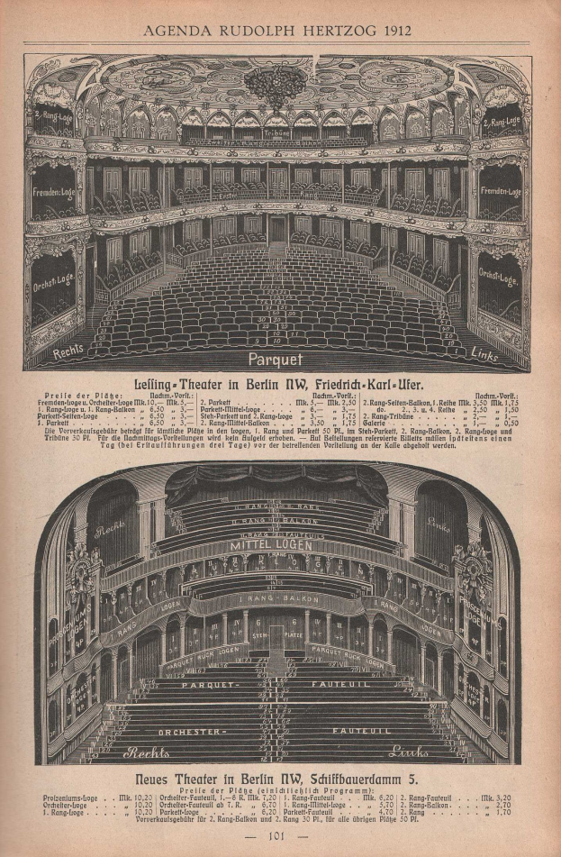 Schwarz-weiß-Illustration einer alten Buchseite mit einem großen Auditorium in Berlin, Deutschland, aus dem Jahr 1912, mit detailliertem Layout-Text und Bildern.