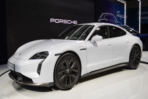 Porsche verlagert Cayenne-Produktion von Bratislava nach Leipzig
